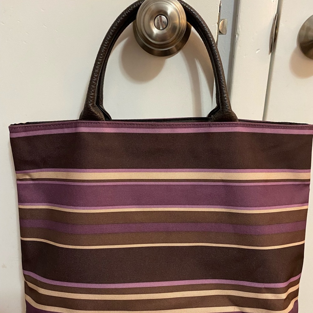 Cute canvas bag/purse/tote. Like new.